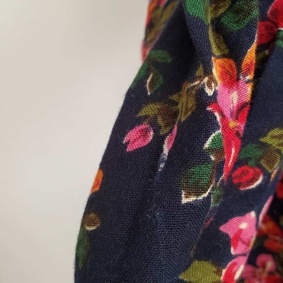 VTG Motherhood Floral Navy Tiered Button Blouse - Picture 7 of 8